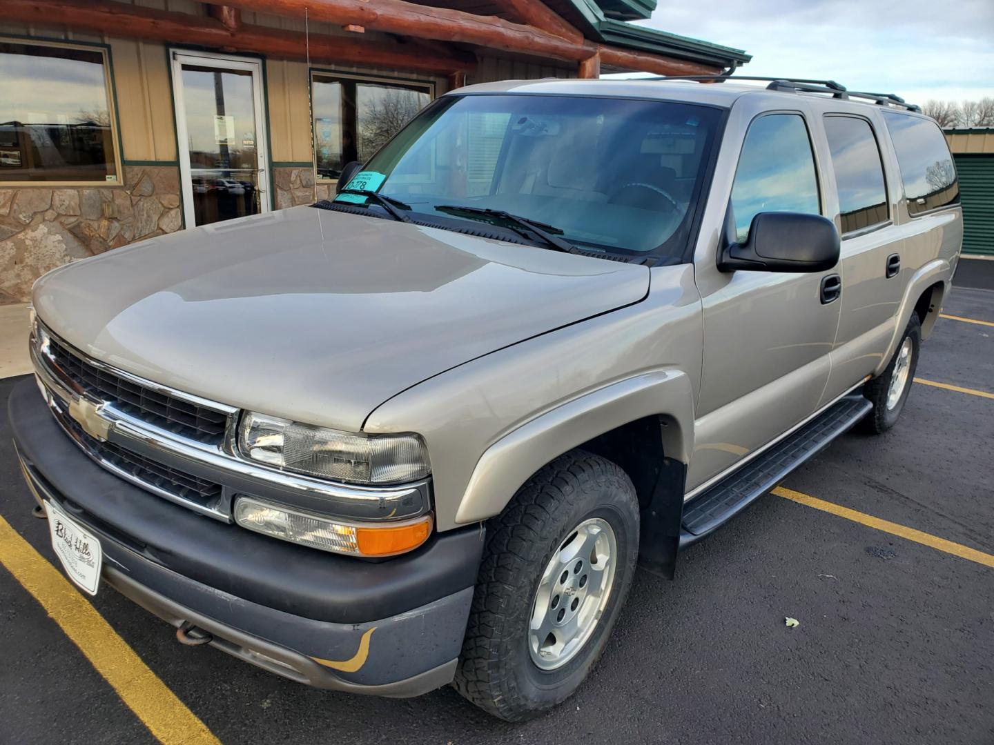 2006 Pewter Chevrolet Suburban LS (3GNFK16ZX6G) with an 5.3L V8 Vortec SFI Flex Fuel engine, 4-Speed Automatic transmission, located at 1600 E Hwy 44, Rapid City, SD, 57703, (605) 716-7878, 44.070232, -103.171410 - Photo#2